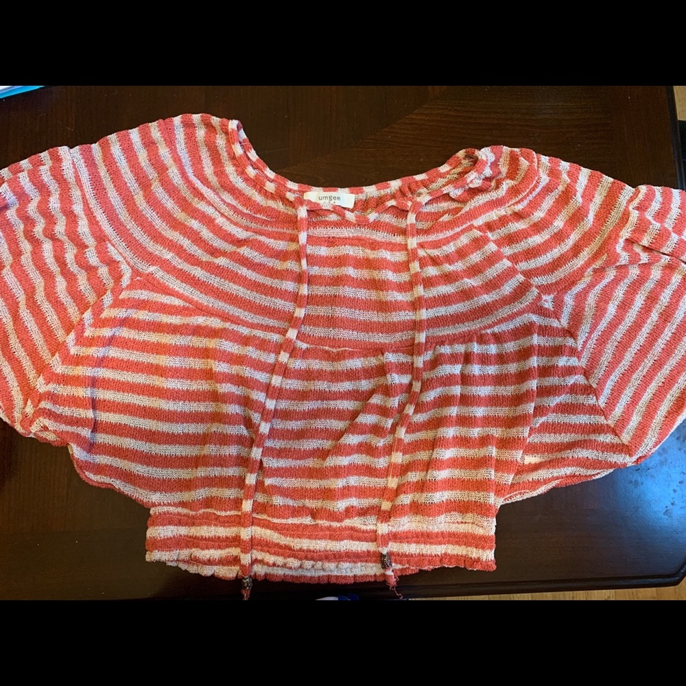 Women’s flared white and peach shirt Sold